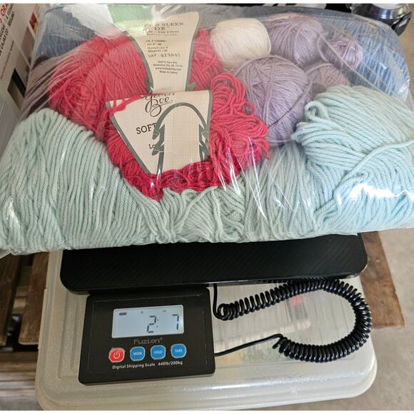 Mixed YARN Lot Crochet Knit GIFT Homemade DIY Homespun Soft CRAFT Bundle - Picture 4 of 6